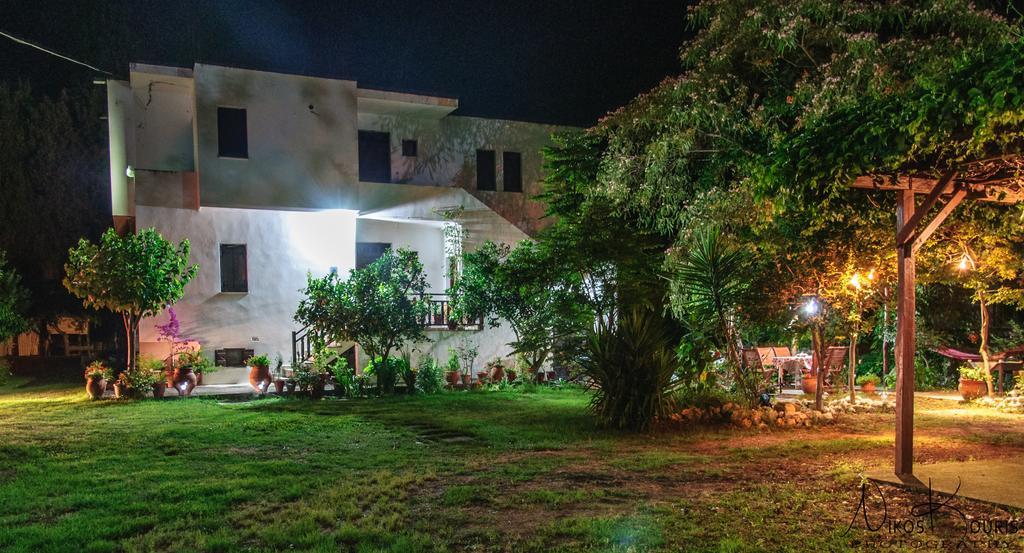 Drivas Apartments Платаниас Екстериор снимка